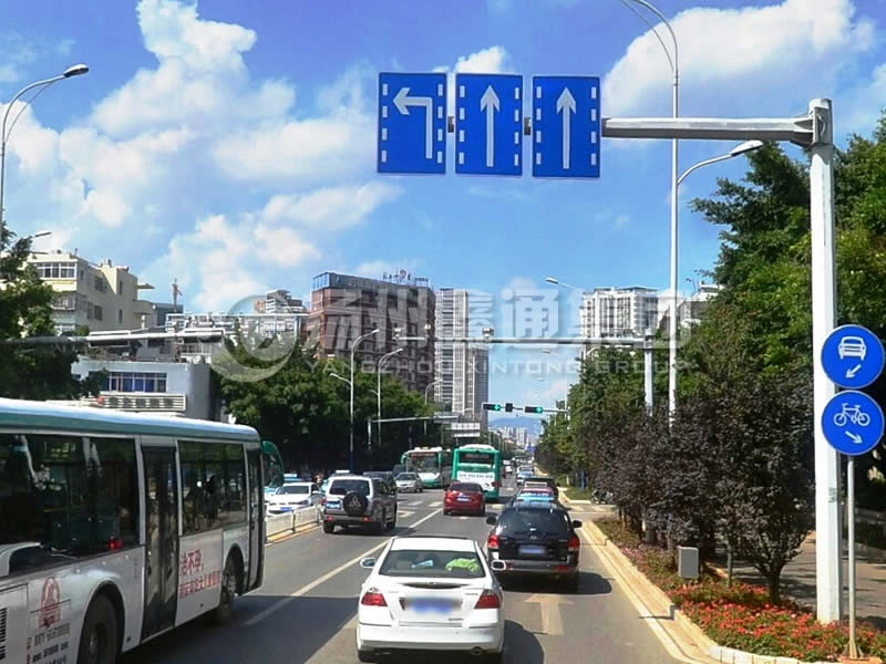 BZG-007，交通標(biāo)志桿，分道標(biāo)志桿