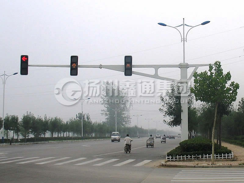 XHDG-042，方桿信號(hào)燈桿